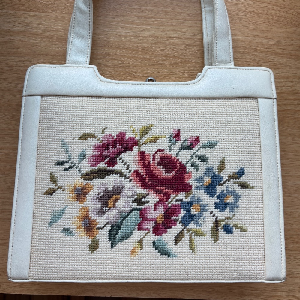 Vintage needlepoint purse